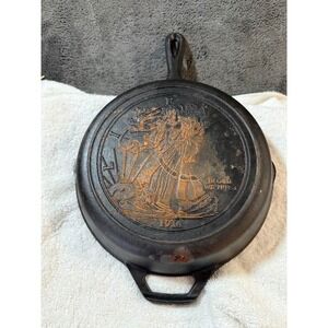 Lodge Cast Iron Skillet 10.25 Inch Walking Liberty 1916 Coin Design Pan